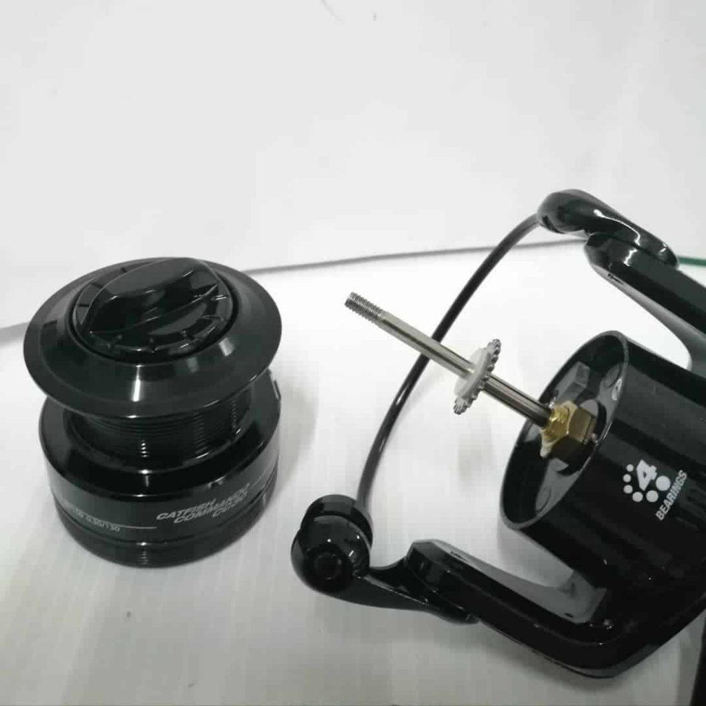 REEL,ABU GARCIA AMBASSADEUR CATFISH COMMANDO SPINNING SUG