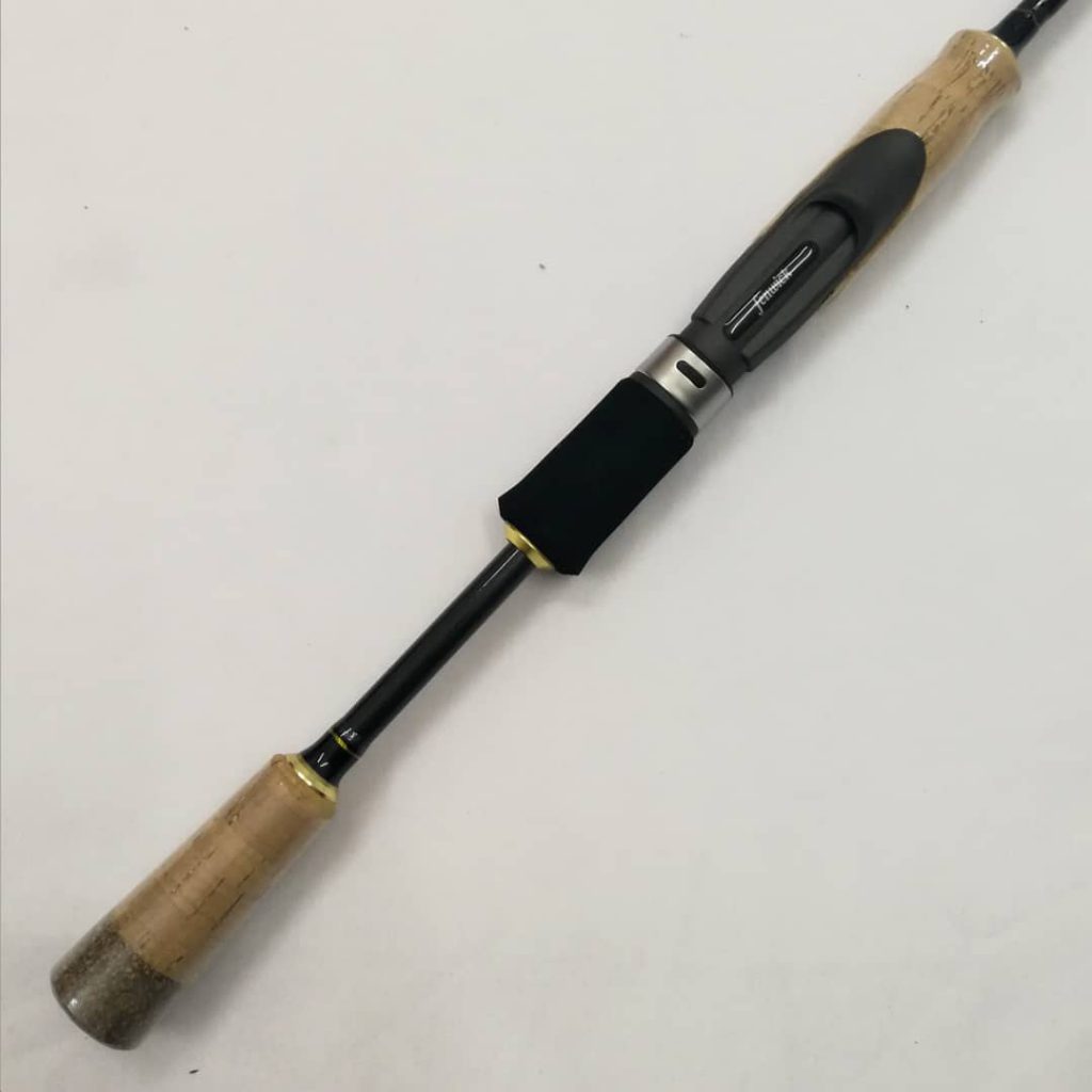 ROD , FENWICK IRON HAWK SPINNING ROD SUG